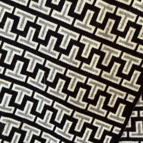 Tory Burch Scarf - Picture 2 of 4